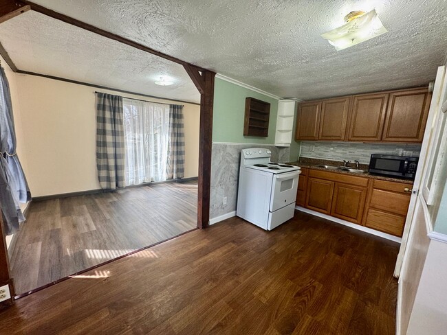 Photo - 1195 Mineral Ave Unit 1195D Mineral Ave