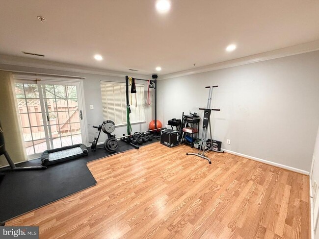 Photo - 162 Barrett Pl