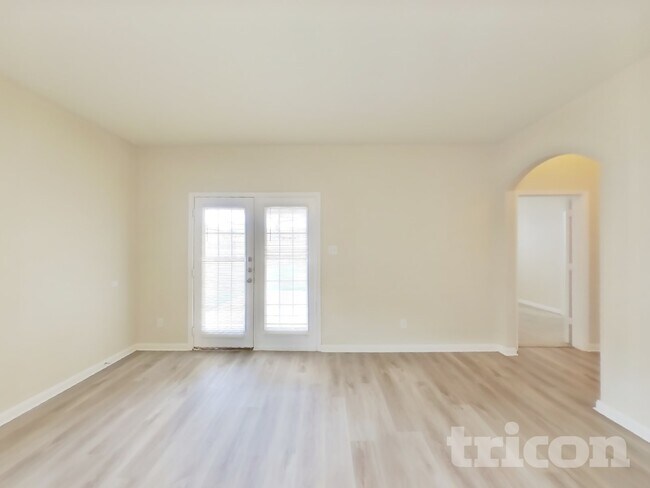 Photo - 4607 Le Villas