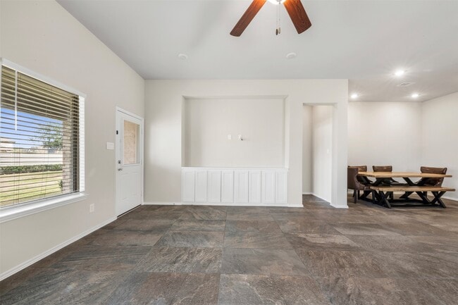 Building Photo - 4610 Orchard Creek Ln