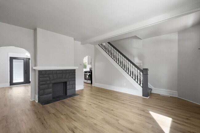 Photo - Charming 2 bedroom home in Beechview available May 1!