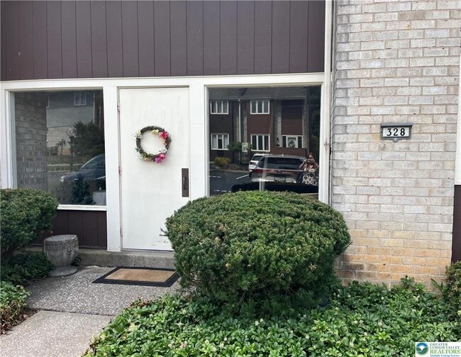 Photo - 328 Carver Dr