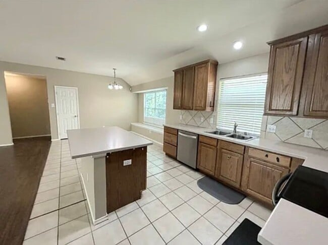 13645 Valley Mills Dr