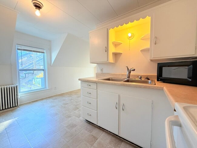 Photo - 10 Spruce Ave Unit 2