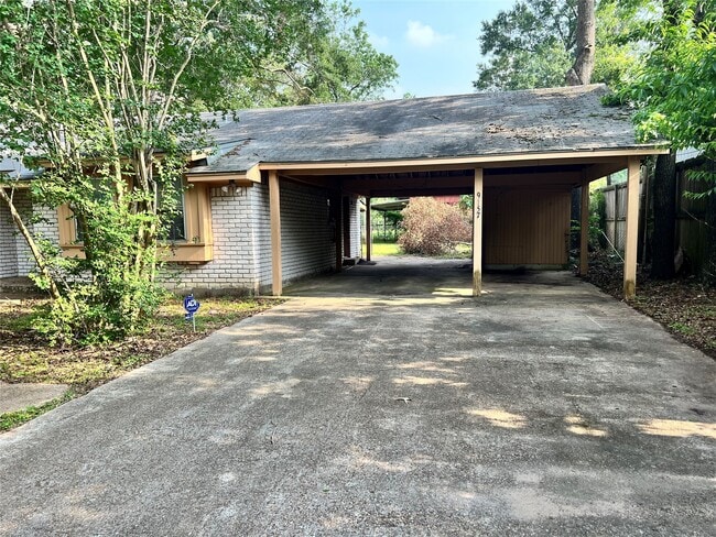 Photo - 9157 White Oak Dr