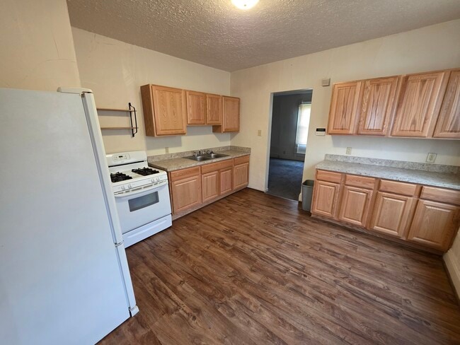 Photo - 497 Sumner St