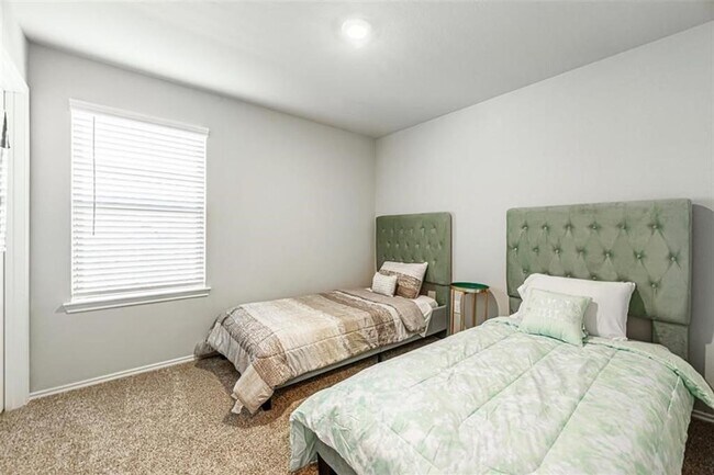 Photo - 5126 Morava Ln
