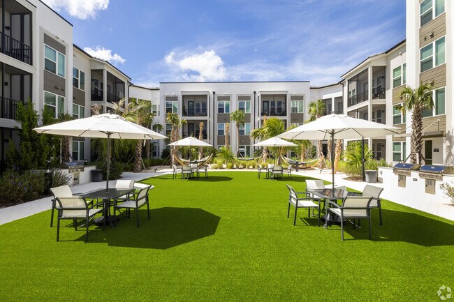 Photo - Mira at Palmer Ranch