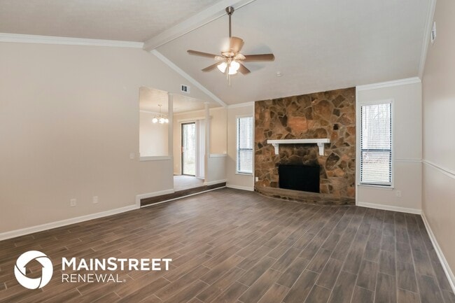 Photo - 125 Whitney Way