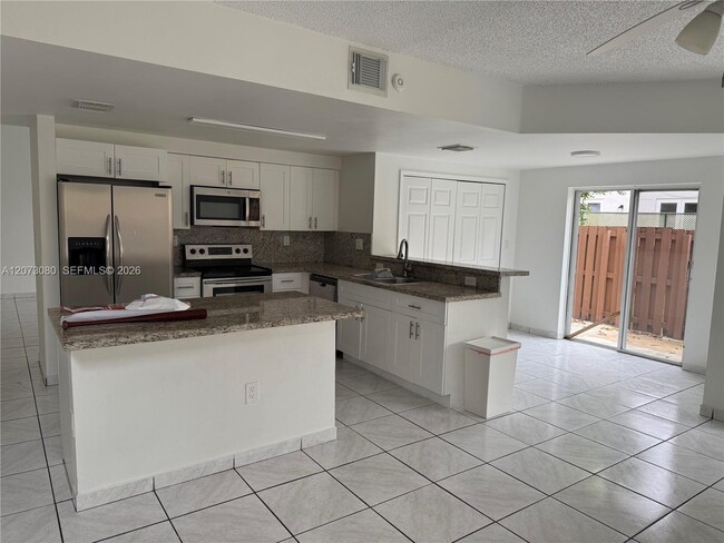 Photo - 15870 SW 85th Ln