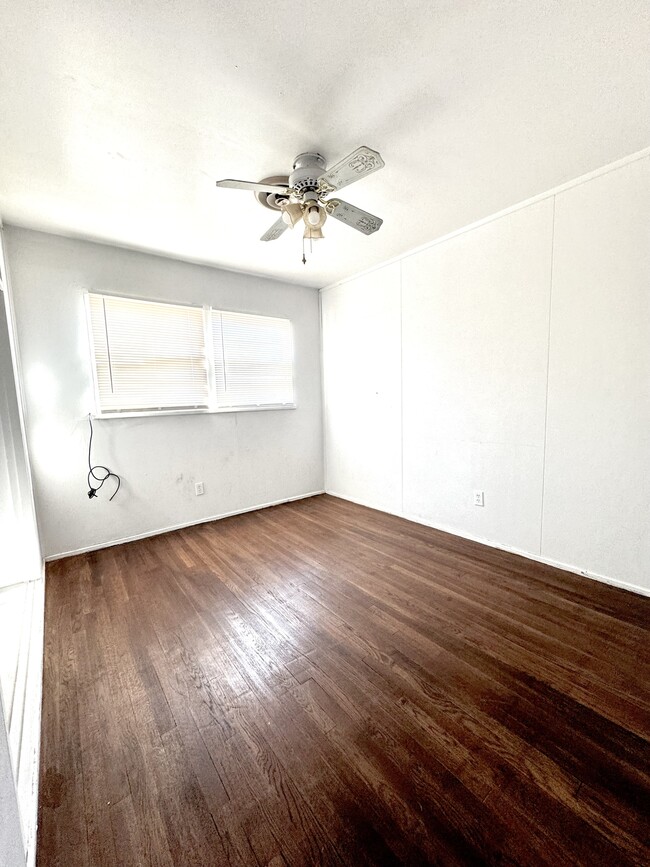 Photo - 2904 S Fairfield St