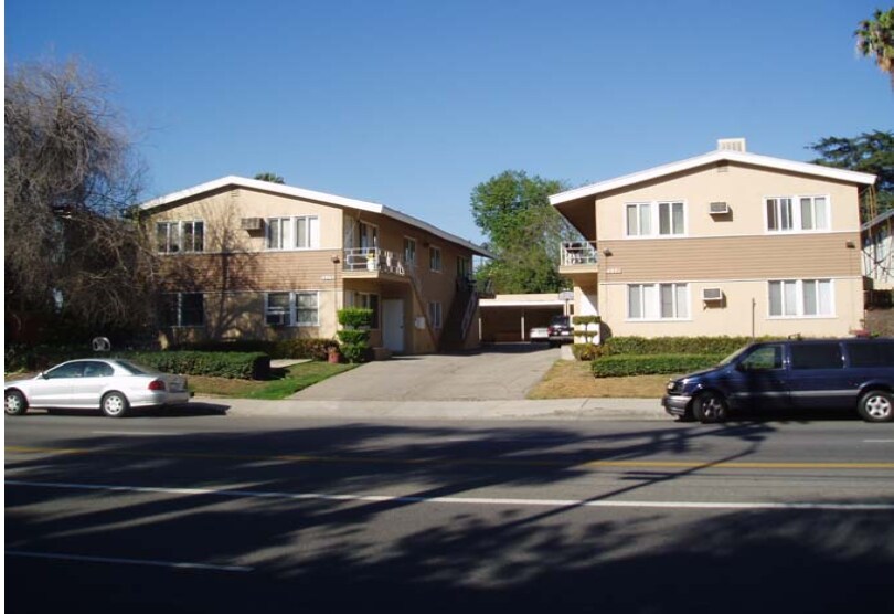 Photo - 4965-4971 Kester Ave