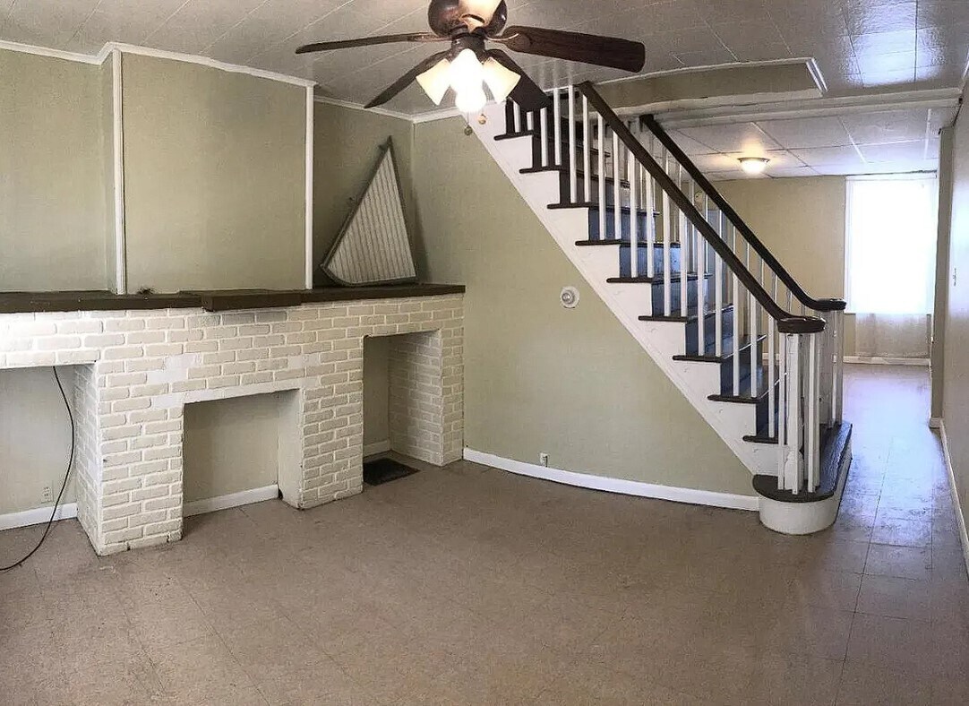 Photo - 1840 E Oakdale St