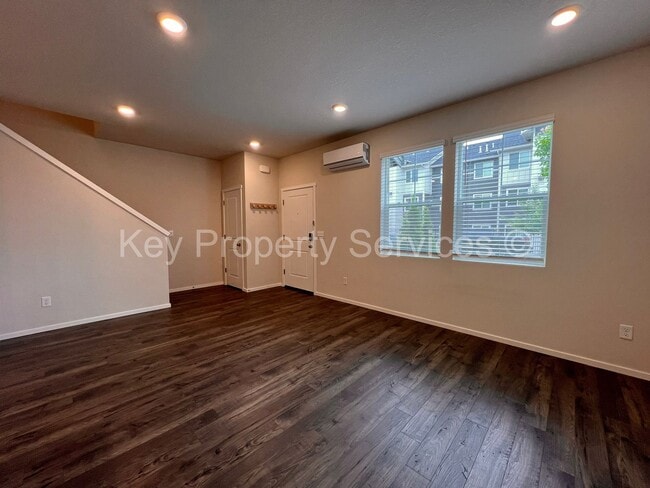 Photo - Brush Prairie Area Townhome