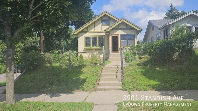 Building Photo - 3901 Standish Ave Rental