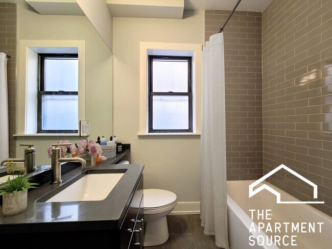 Photo - 1147 Maple Ave