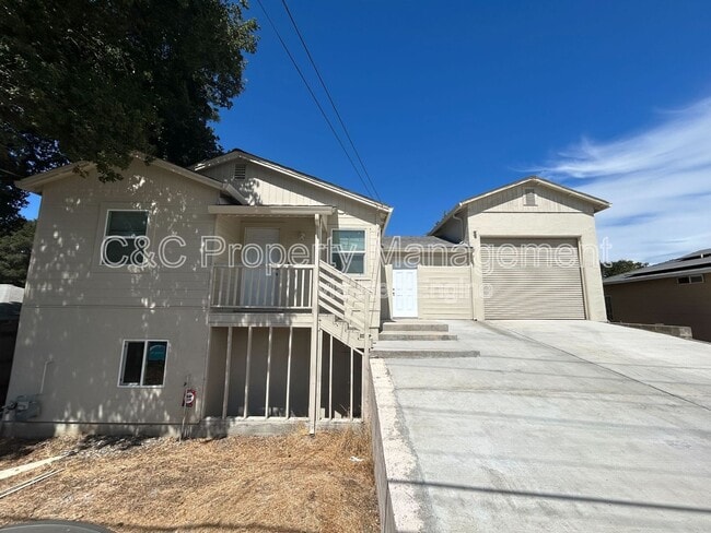 Building Photo - 2226 Sacramento St Rental