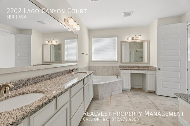 Photo - 2202 Lago Canyon Ct