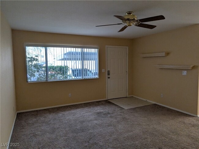 Building Photo - 713 Anne Ln Unit 85d Rental