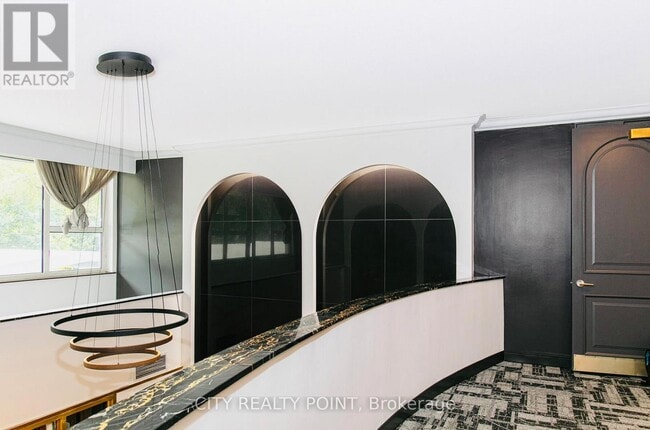 Photo - 10 Shallmar Blvd Unité 811