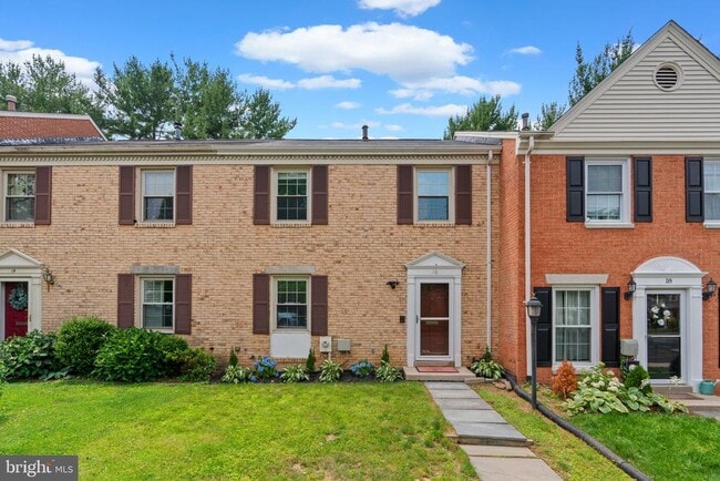 Photo - 16 Cornerwood Ct Townhome