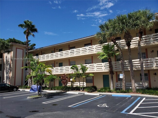 Photo - 3212 NW 102nd Terrace Condo Unit 203-F