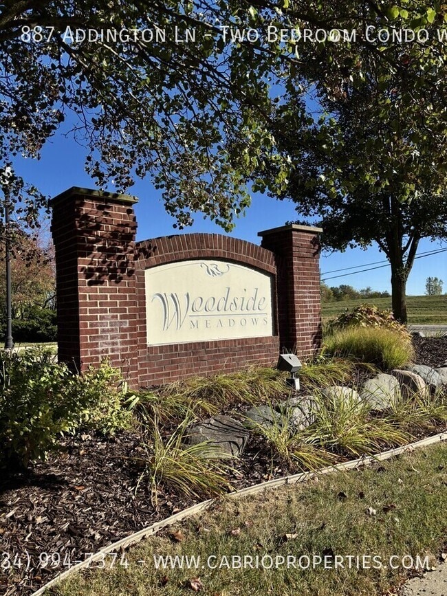 Photo - 887 Addington Ln