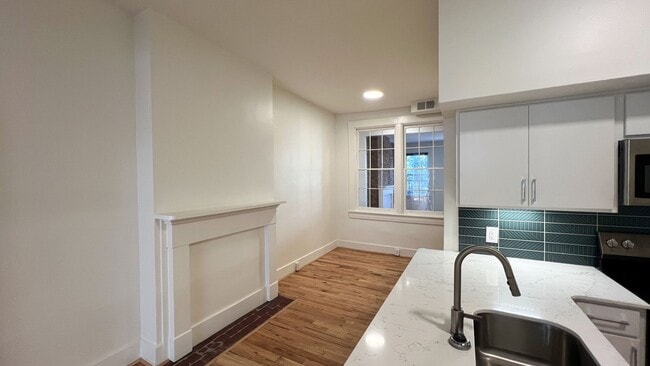 1307 Main St Unit 2 (AMI)
