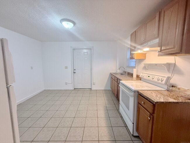 Photo - 12 South St Unit 2nd Floor