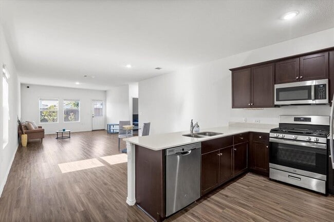 Photo - 2313 Forgetmenot Ln