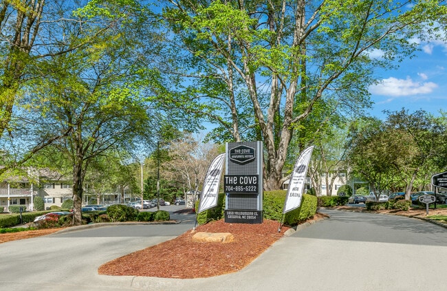 The Cove Apartment Homes