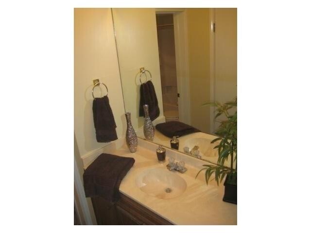 Photo - Apple Tree Condominiums N/M Unit 4 Unidad 4