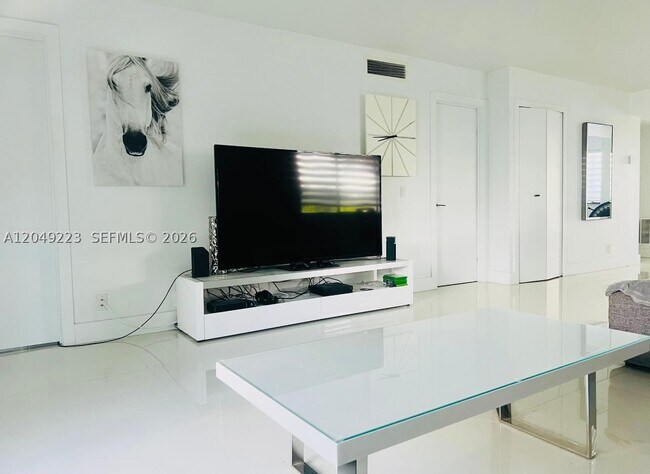 Photo - 16531 Blatt Blvd Unit 201