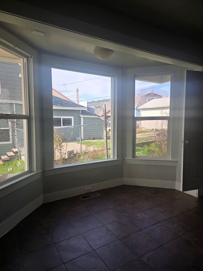 Photo - 3 bedroom 2 bath house