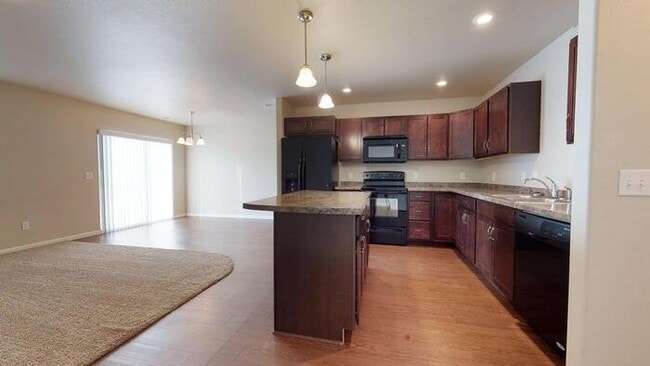 Photo - 4009 29th St SE