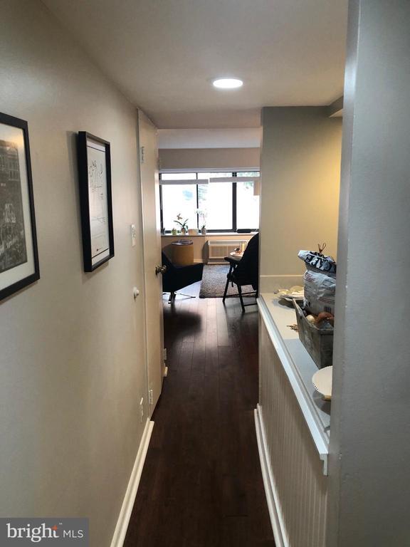 Photo - 2405 I St NW Unit 2C