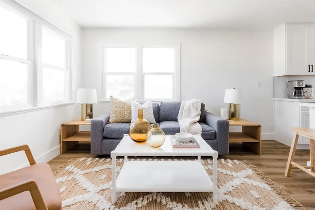 Photo - 1231 Center Ave Unidad 1231