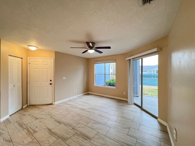 Photo - Lake Mary - Condo Unidad 113
