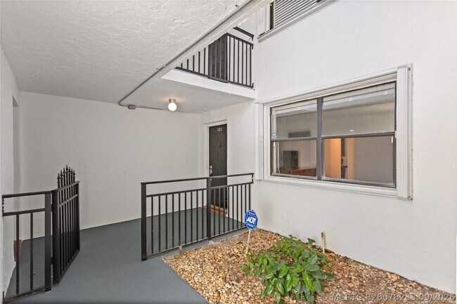 16051 Blatt Blvd Unit 101
