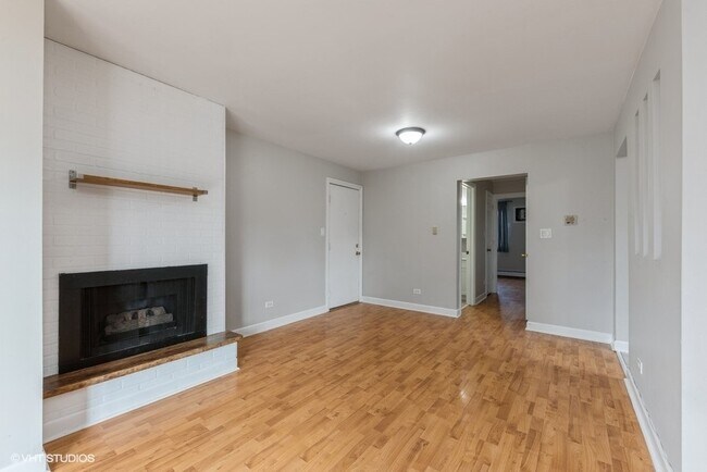 Photo - 829 S Dwyer Ave Unit D