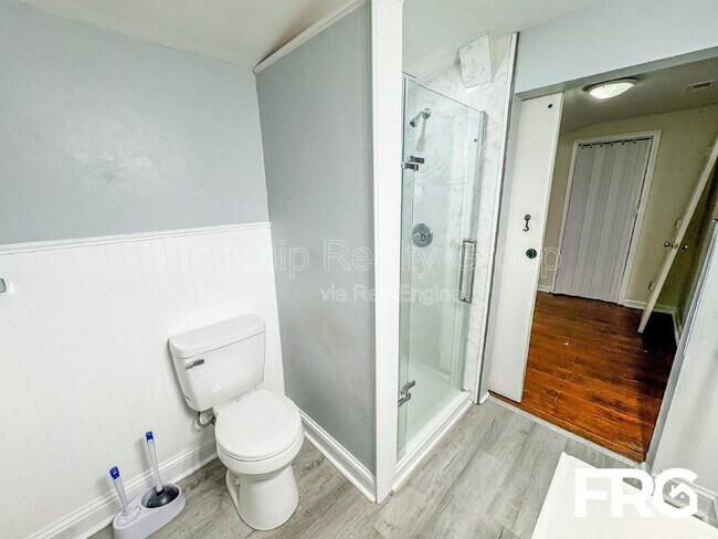 Photo - 914 Seaboard St