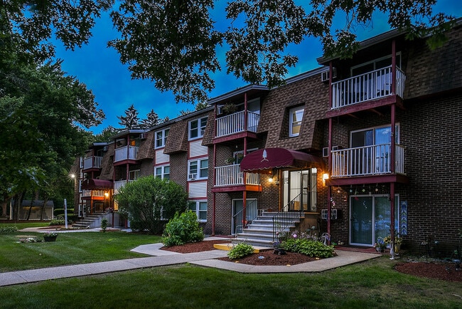 Evenings at Spruce Knoll - Spruce Knoll