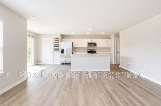 Photo - 4173 Easton St
