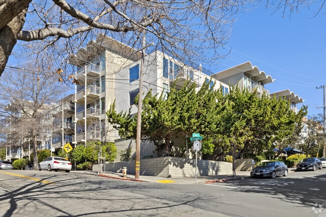 Building Photo - 811 York St Unit 326 Rental