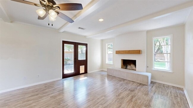 Photo - 3800 Windridge Dr