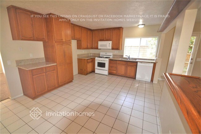 Photo - 20827 Calwood St