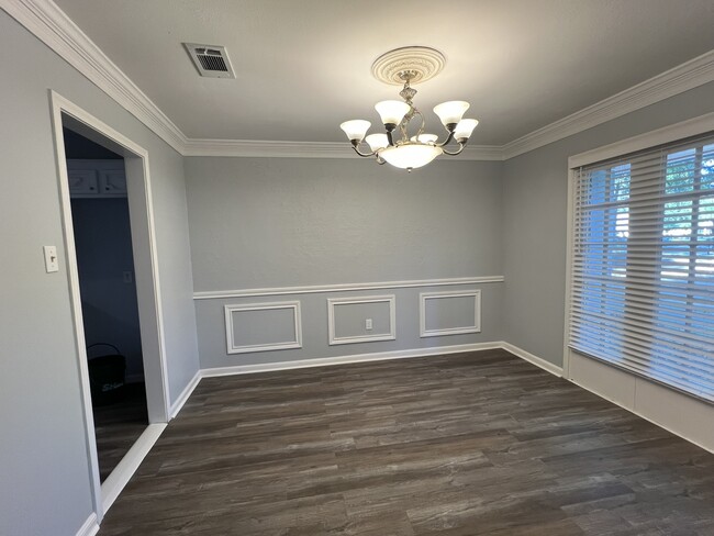 Photo - 30447 Parkview Dr