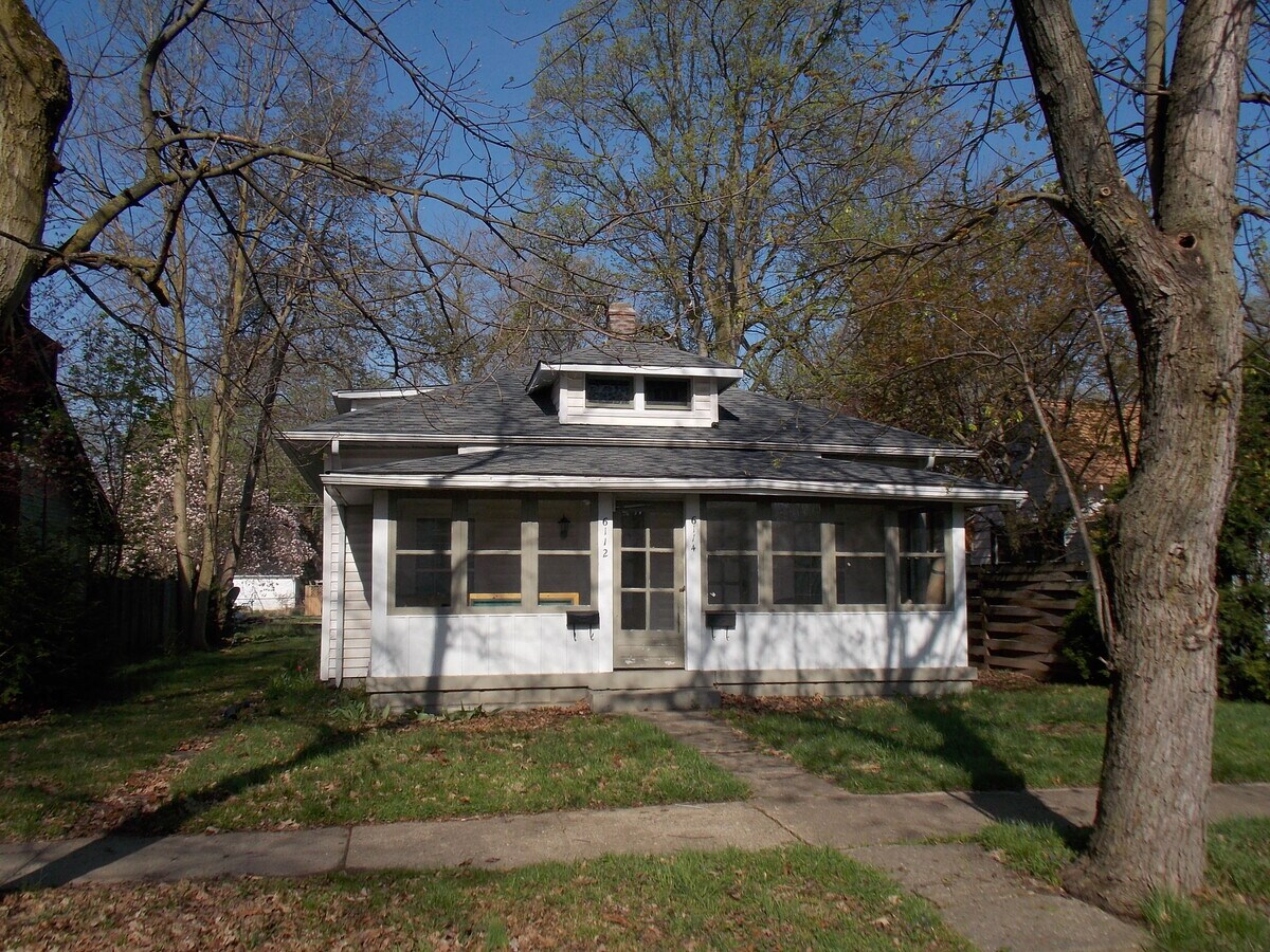 Photo - 6112 Winthrop Avenue Apartment