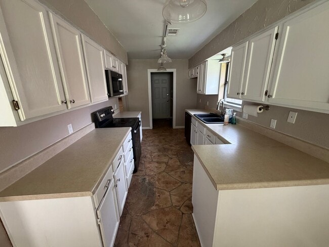 Photo - 2132 Turf Club Dr