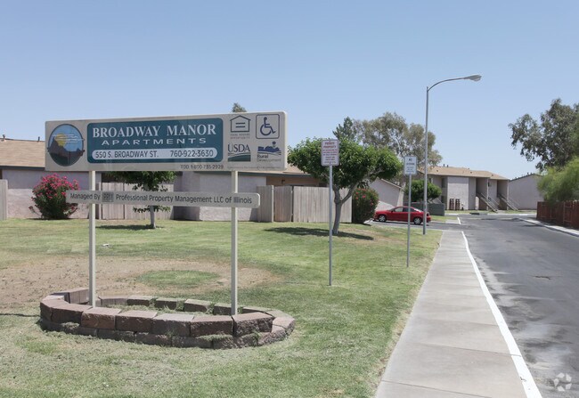 Photo - Broadway Manor Apartments